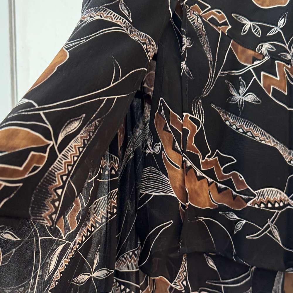 Chico's 100% Silk Flowing Midi Skirt in Black & Brown Floral Design. Medium - Picture 11 of 14